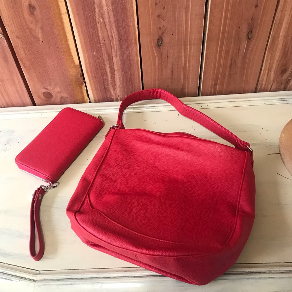 Thirty one jewell hobo purse and matching wallet